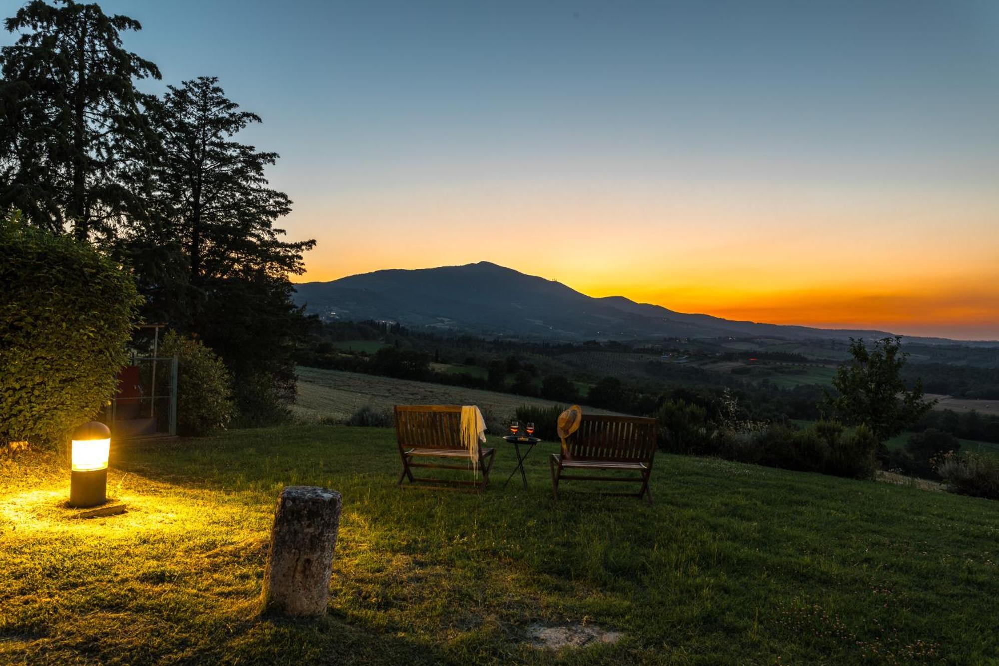 Agriturismo Spazzavento Palazzone Bagian luar foto