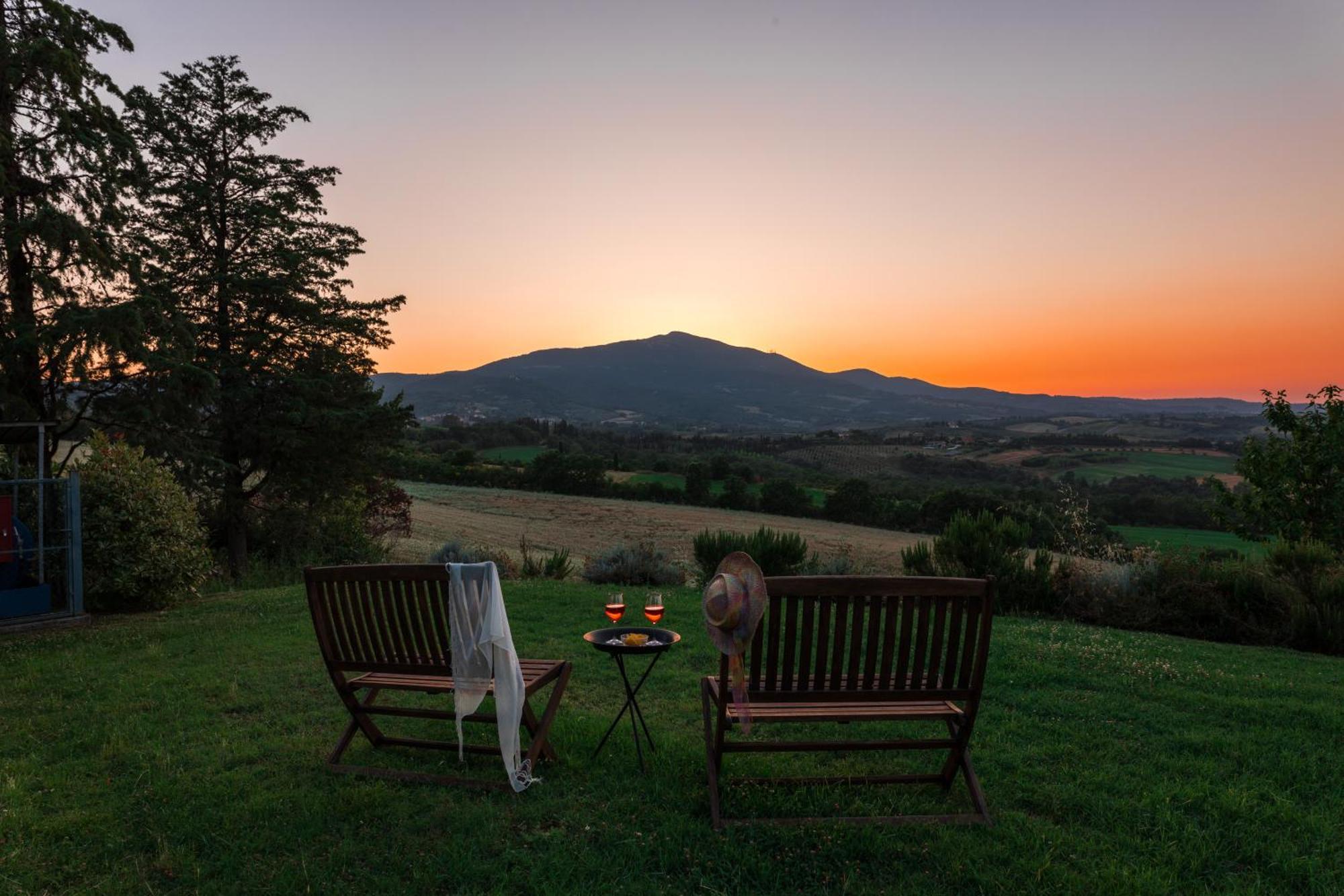 Agriturismo Spazzavento Palazzone Bagian luar foto