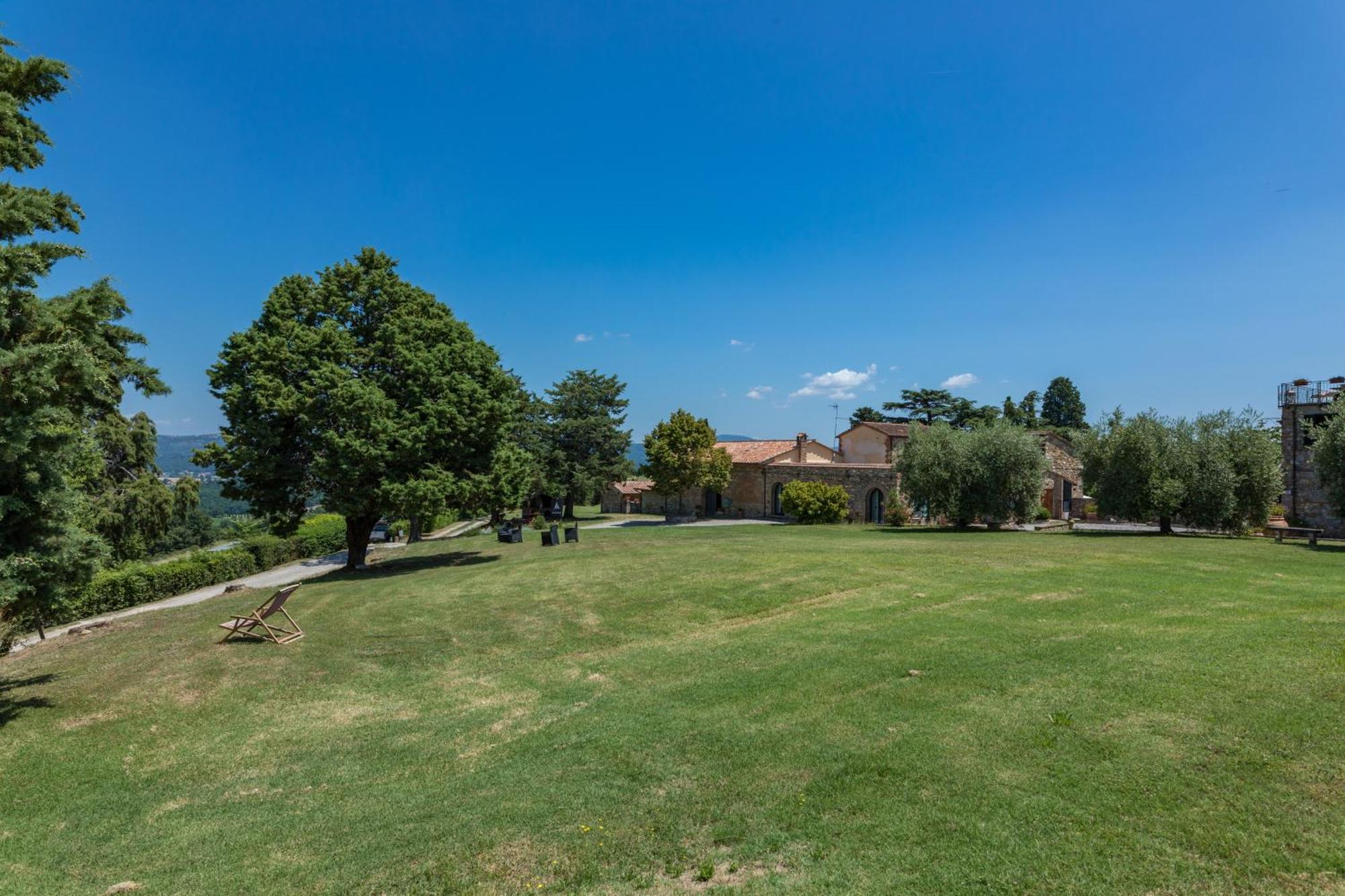Agriturismo Spazzavento Palazzone Bagian luar foto