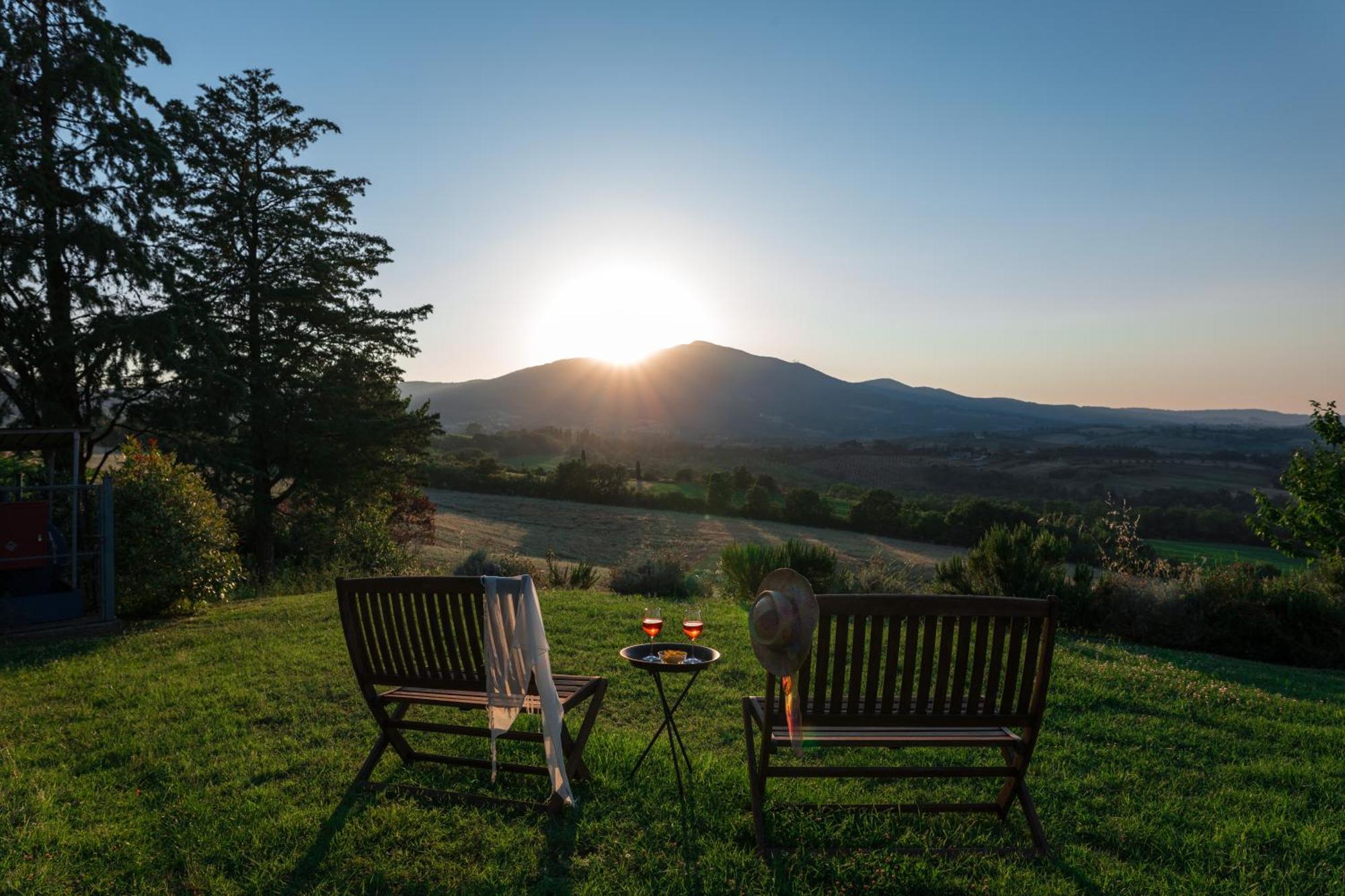 Agriturismo Spazzavento Palazzone Bagian luar foto