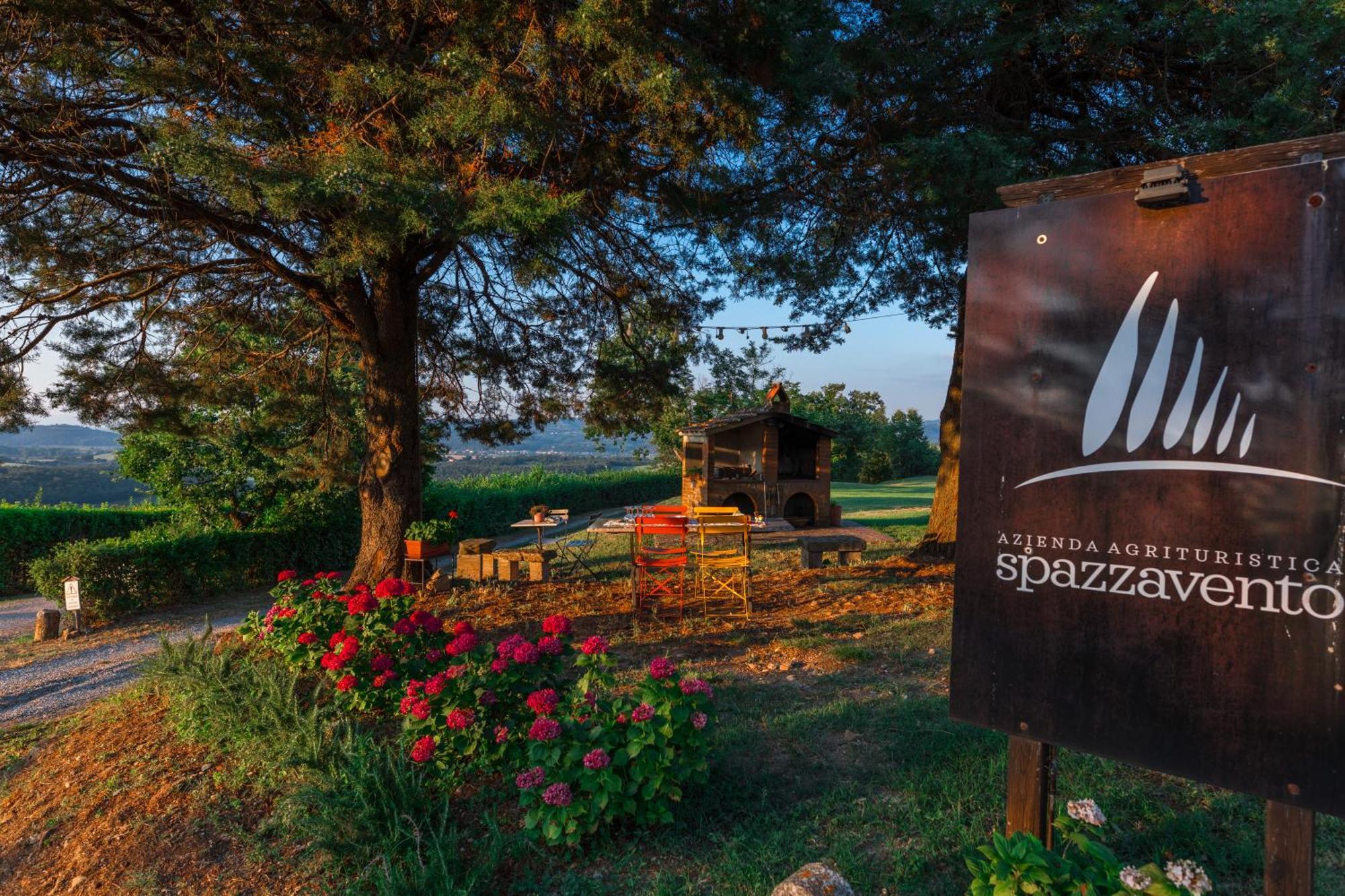 Agriturismo Spazzavento Palazzone Bagian luar foto