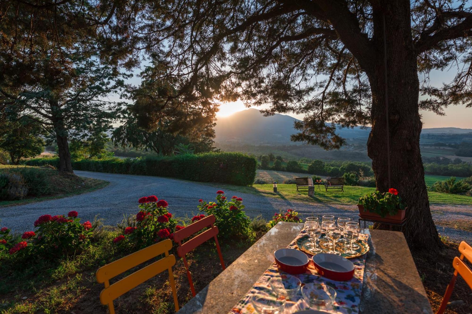 Agriturismo Spazzavento Palazzone Bagian luar foto