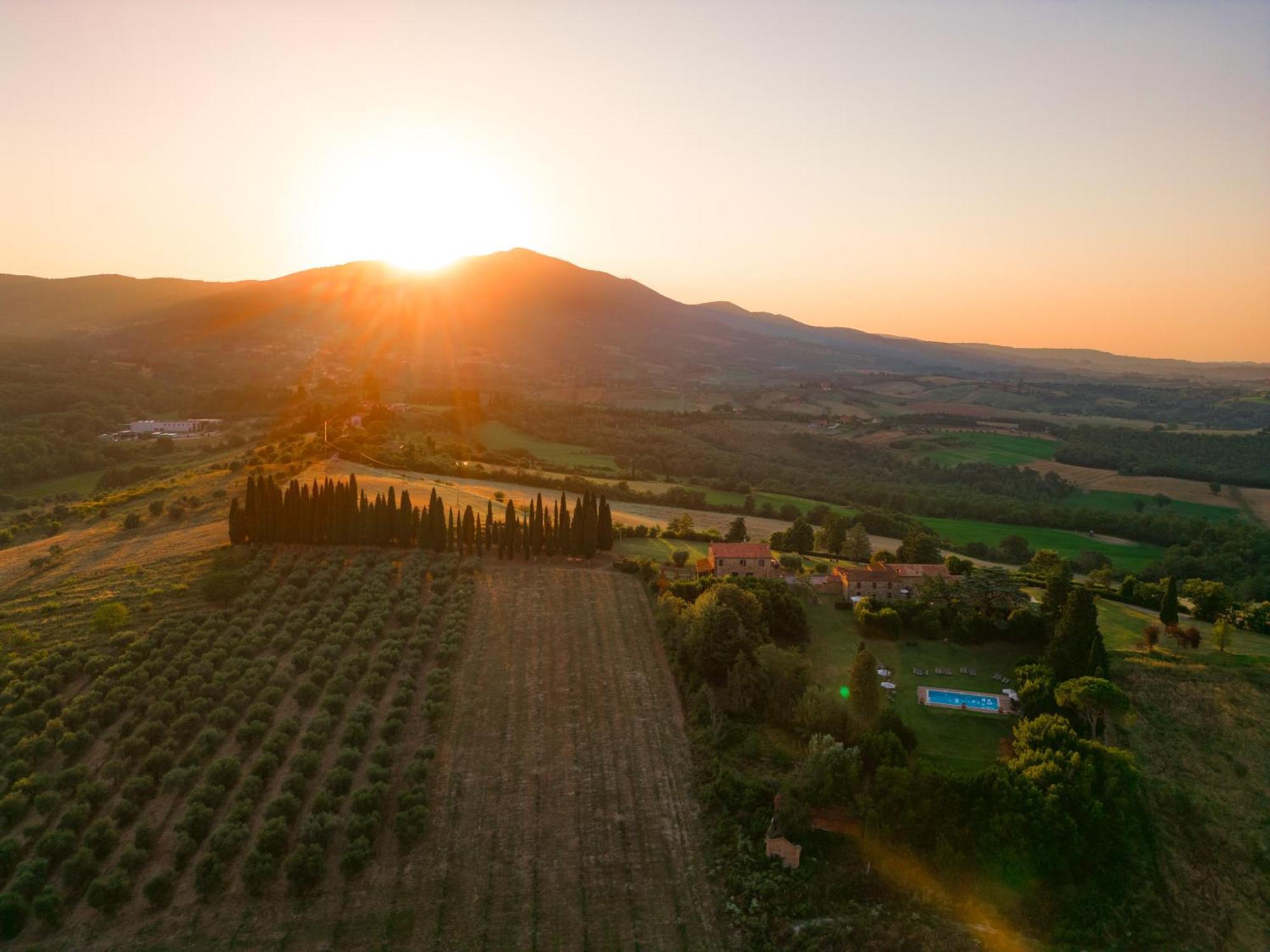 Agriturismo Spazzavento Palazzone Bagian luar foto