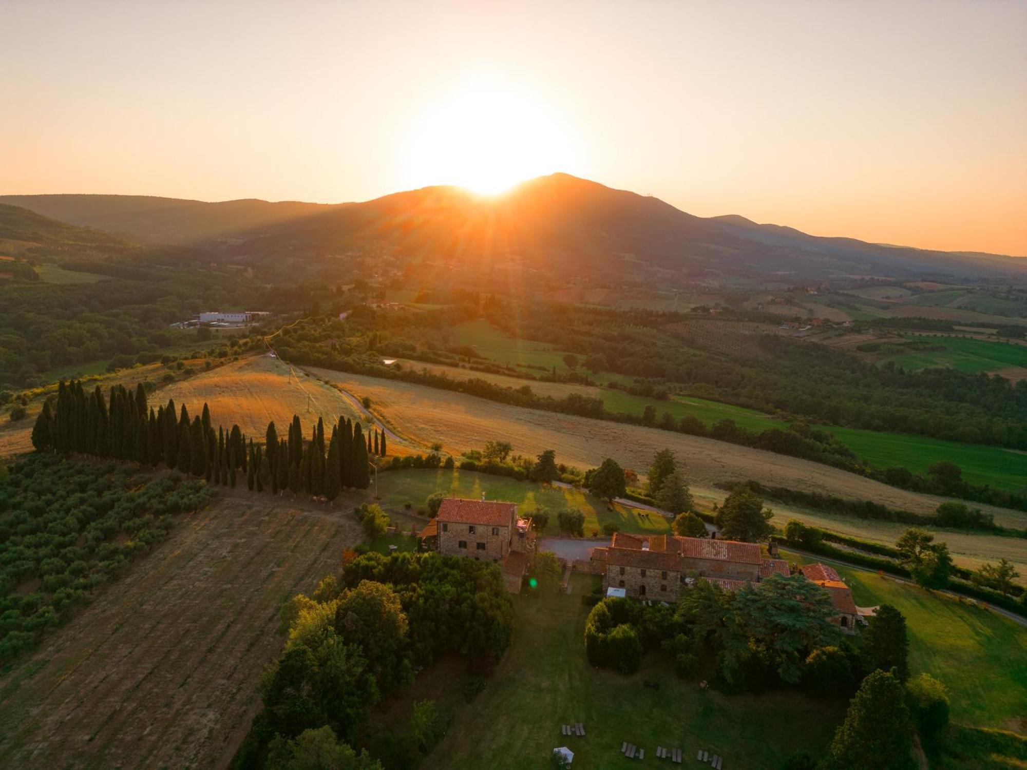Agriturismo Spazzavento Palazzone Bagian luar foto