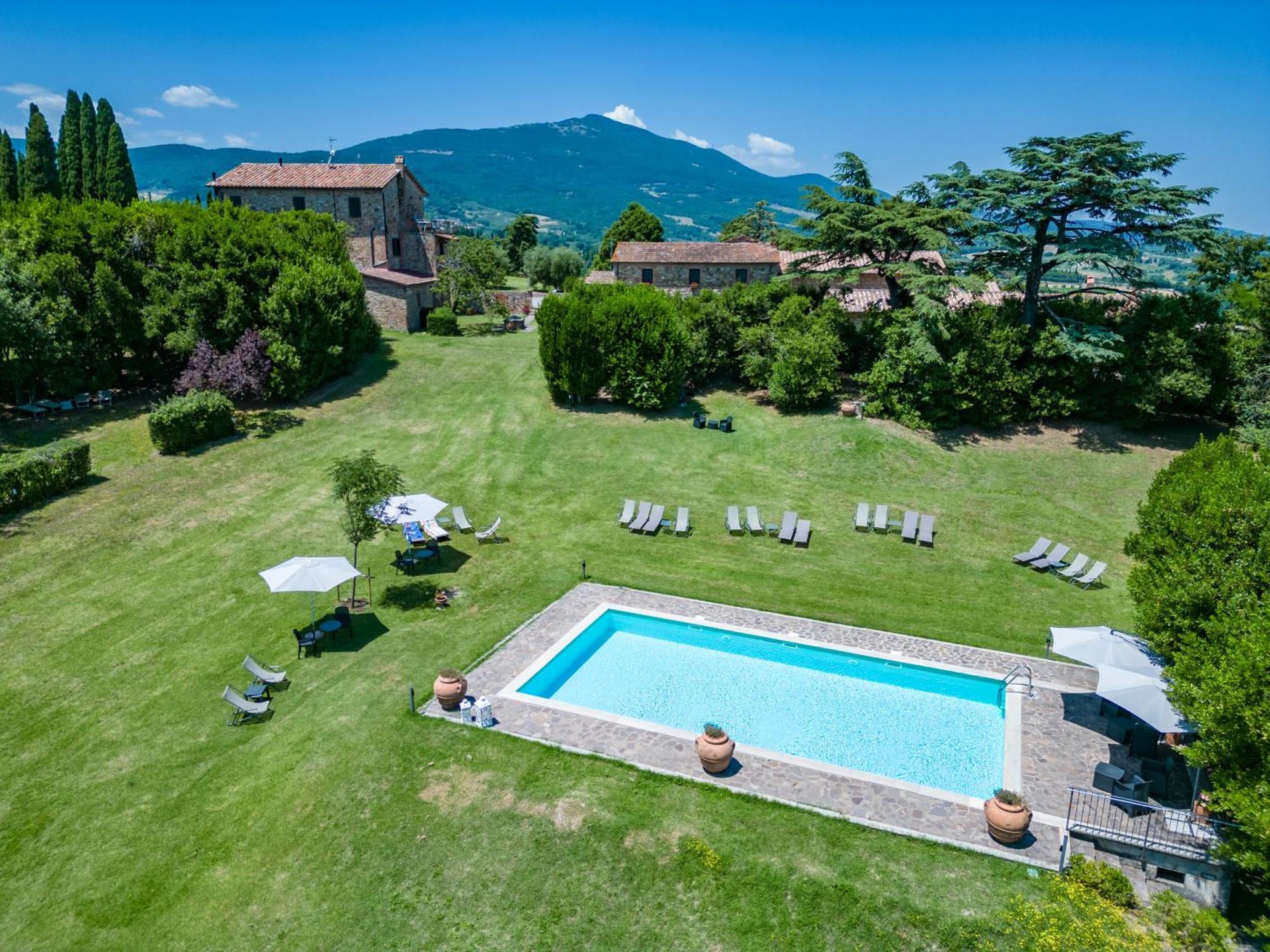Agriturismo Spazzavento Palazzone Bagian luar foto