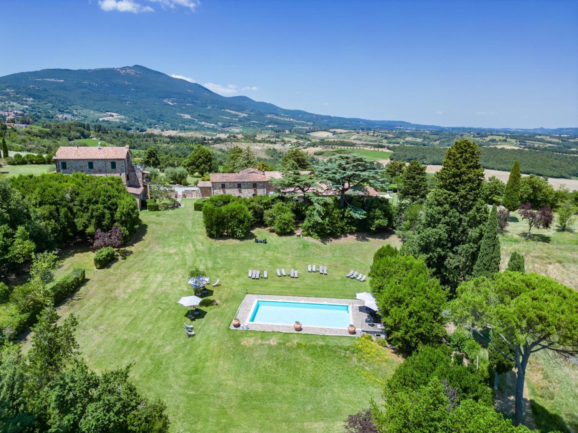 Agriturismo Spazzavento Palazzone Bagian luar foto