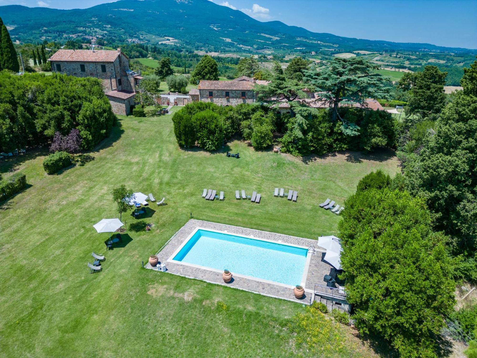 Agriturismo Spazzavento Palazzone Bagian luar foto